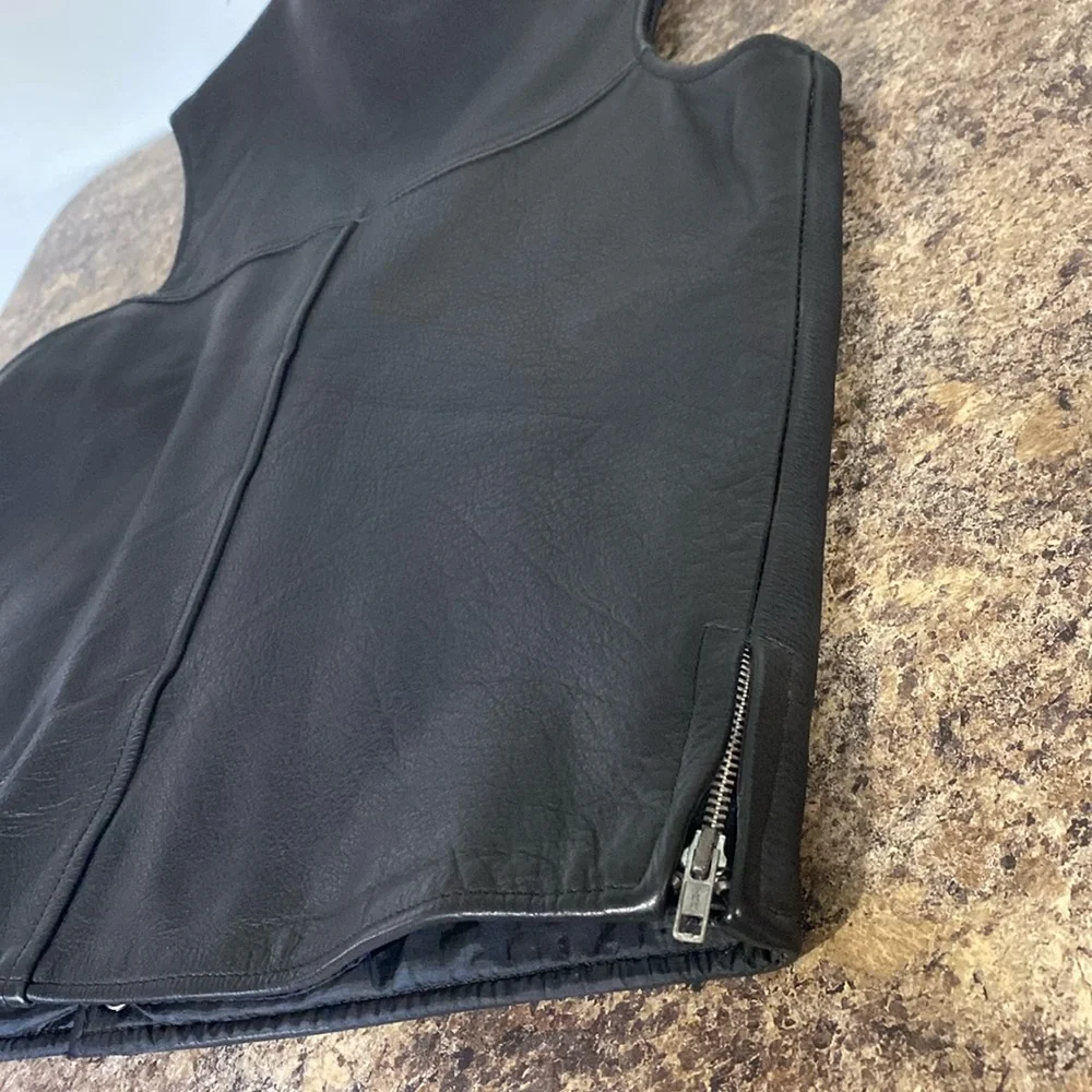 UNIK Ultra Buffalo Mens Premium Black Leather Motorcycle Biker Vest Size Large